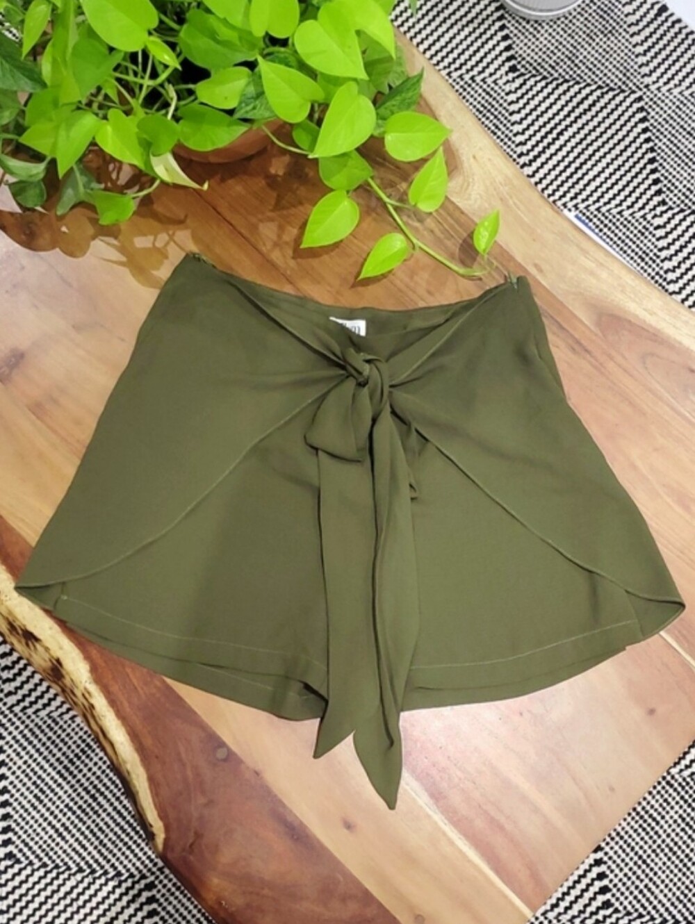 GLAM Los Angeles Olive Moss Green Fall Skort